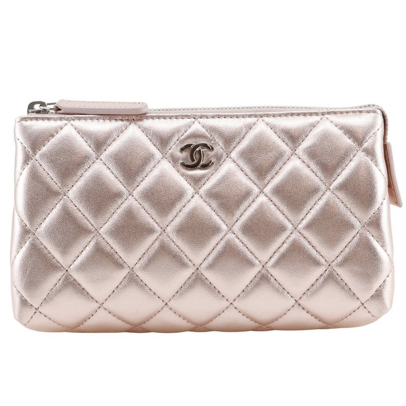 【日本直送】シャネル CHANEL マトラッセ ポーチ A69259 ラムスキン メタリックピンク レディース【中古】 - ポーチ - 革 ピンク