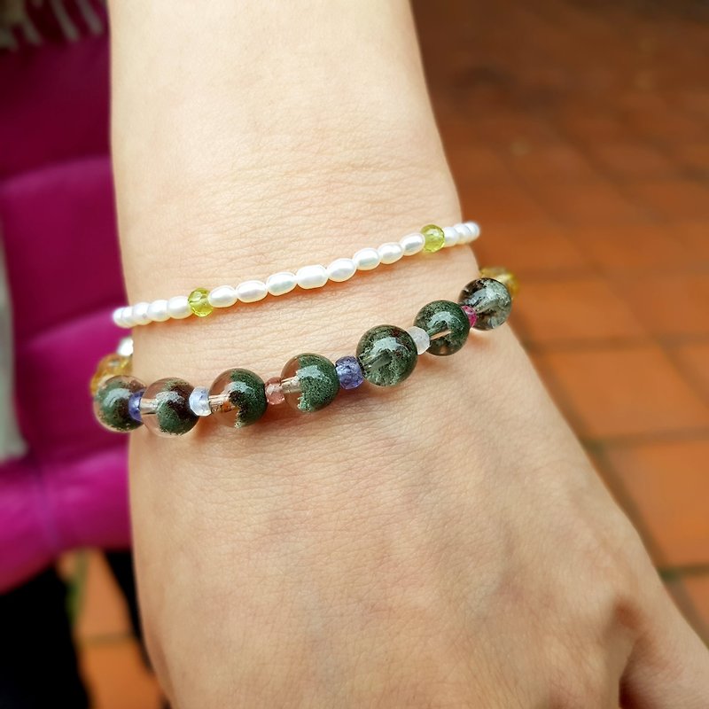 Girl Crystal World [NATURE] - Green Ghost double chain bracelet natural crystal gemstone bracelet made - สร้อยข้อมือ - เครื่องเพชรพลอย สีเขียว