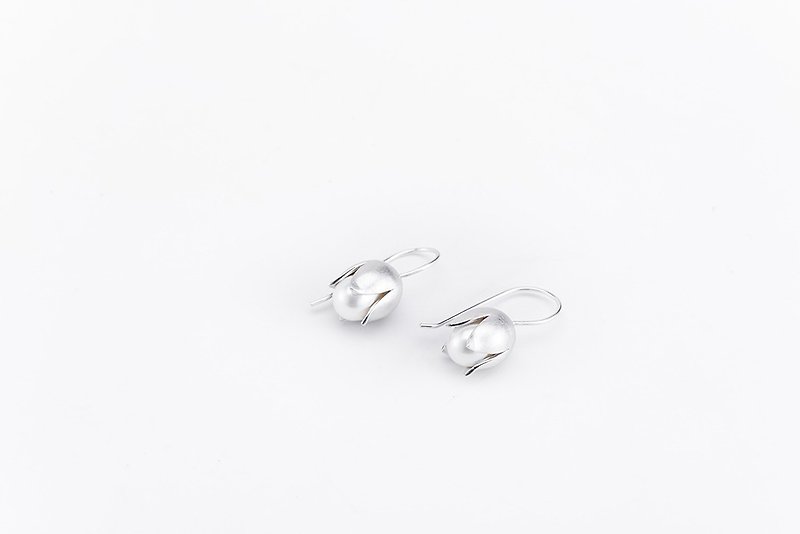 Floral Pearl Earrings - Earrings & Clip-ons - Silver Silver
