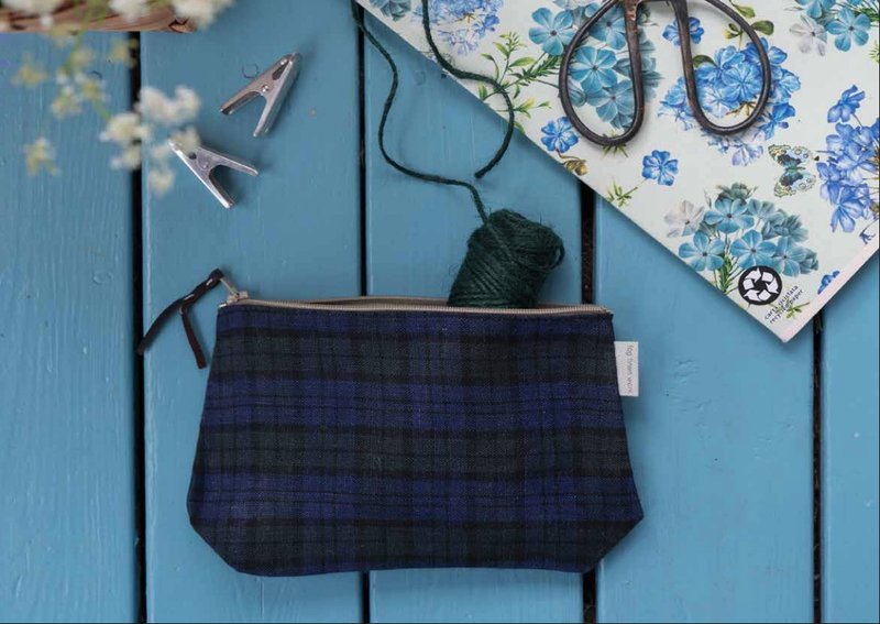 現貨 - 日本 Fog Linen Work - 100% 亞麻收納包 - 深藍綠格 - 化妝包/收納袋 - 亞麻 多色