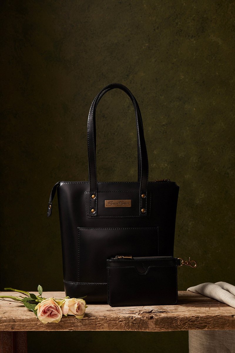 JUDI Small Leather Shoulder Tote Bag Black - กระเป๋าแมสเซนเจอร์ - หนังแท้ สีดำ