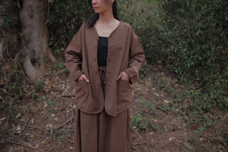 M.Jacket | Natural Ebony Fruit Dye | Hand Woven cotton - 女大衣/外套 - 棉．麻 卡其色