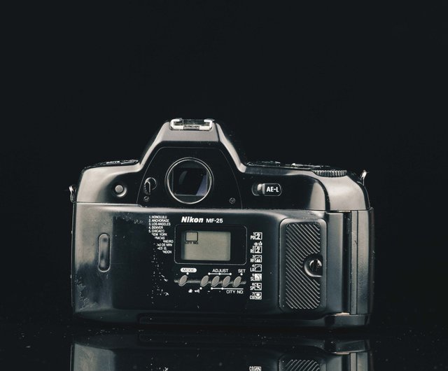 値下げ！昔懐かしい重量感 こだわりの名機 35-135 nikon F90X 値下げ！昔懐かしい重量感 こだわりの名機 35-135 nikon F90X