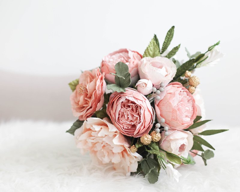 Peach and Gold - Perfect Love Round Bridal Bouquet - งานไม้/ไม้ไผ่/ตัดกระดาษ - กระดาษ สีส้ม