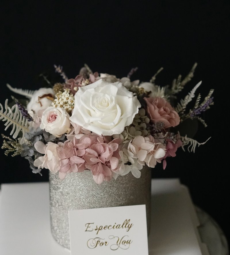 Opening ceremony, retro pink smoke, pink, rose, lavender, hydrangea, eternal flowers, no flowers, silver table flowers - Dried Flowers & Bouquets - Plants & Flowers Pink