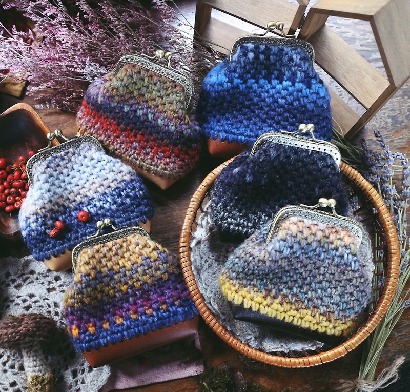 [Sold out] Handmade hand-woven / coin purse / gold bag / charm / lipstick bag - Coin Purses - Cotton & Hemp Multicolor