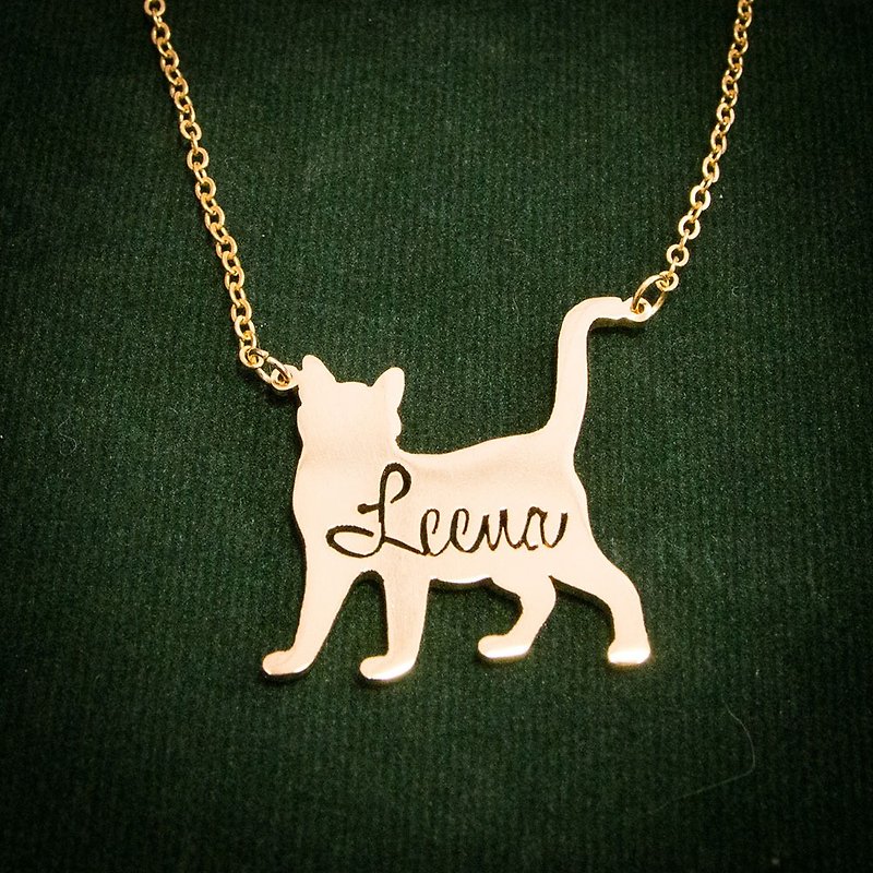 Cat shape pendant custom name necklace with gold plate - 項鍊 - 銅/黃銅 金色