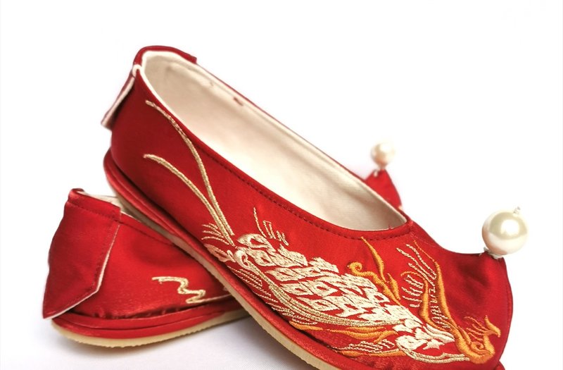 Huangbei handmade custom red Tencel Hanfu shoes without pearl balls - Other - Other Materials Red