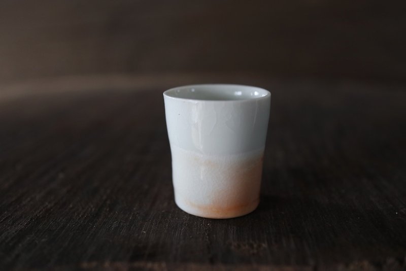 Wood-fired mini tea cup - ถ้วย - เครื่องลายคราม ขาว