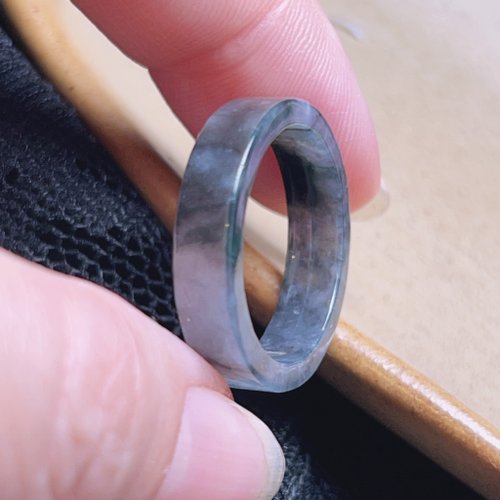 瓔珞珠寶盒 E.L.Jewelry Box 【求‧緣】冰烏雞翡翠戒指戒圈 | 國際16圍 | 天然緬甸玉翡翠A貨