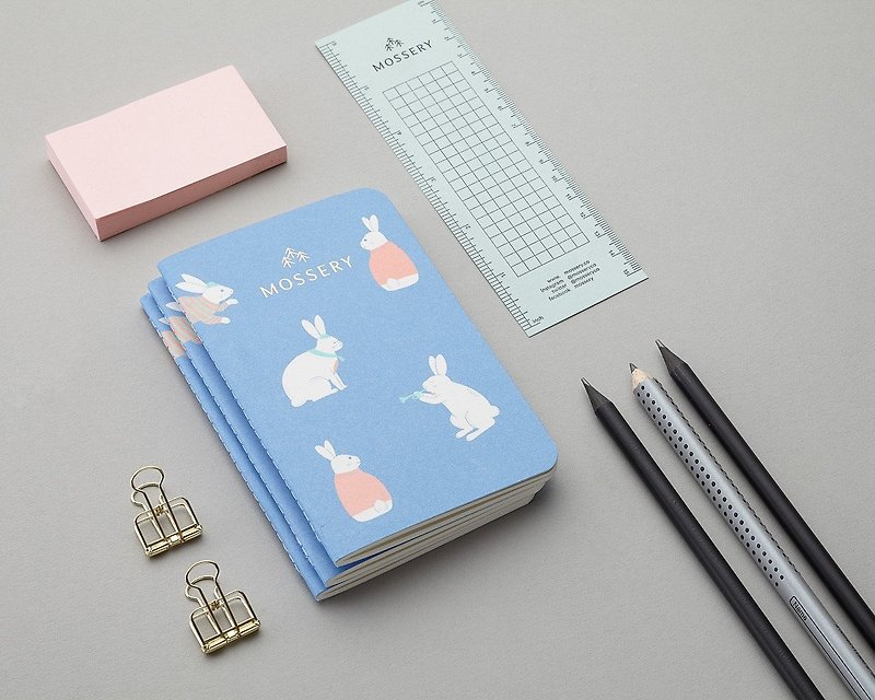 Bunny Blue Pocket Notebook - สมุดบันทึก/สมุดปฏิทิน - กระดาษ สีน้ำเงิน