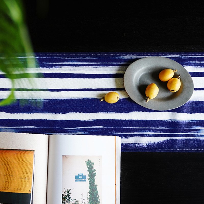 Draft table runner Chinese Zen tea table cloth long blue decorative literary cover cloth modern minimalist long strip tablecloth - ผ้ารองโต๊ะ/ของตกแต่ง - เส้นใยสังเคราะห์ สีน้ำเงิน