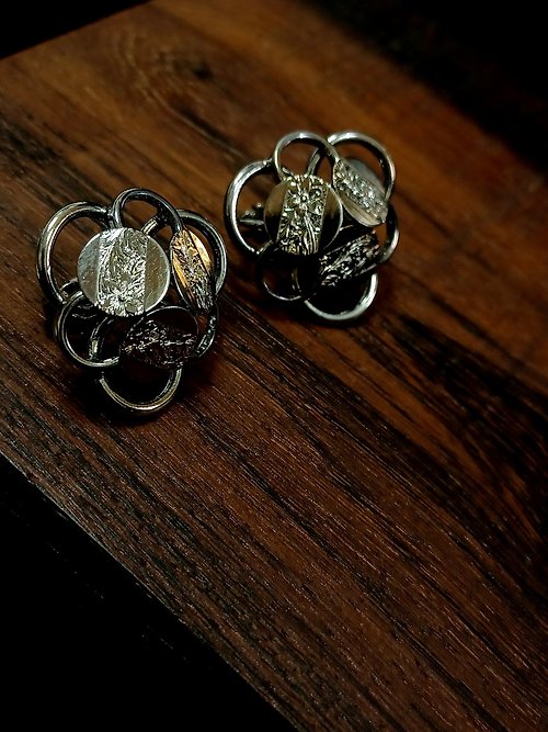 老時光製造所 vintage jewelry Sarah Cov 古董金屬花卉夾式耳環