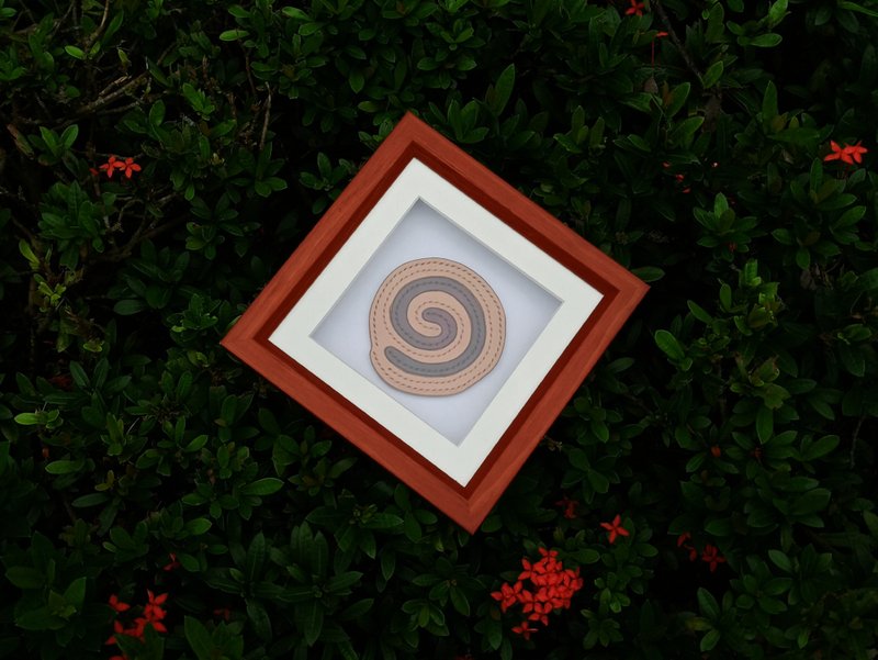 Hugins • Fukin Leather Cinnamon Roll Special Dessert Coaster Photo Frame Painting Exhibition Leather - โปสเตอร์ - หนังแท้ สีนำ้ตาล