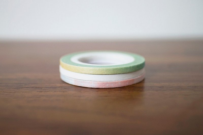 Maotu - paper tape (a roll of fine little surprise Collage 4 volume set) - Washi Tape - Paper Multicolor