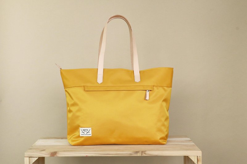 Sunlight vegetable tanned tote bag [yellow] - Handbags & Totes - Nylon Yellow
