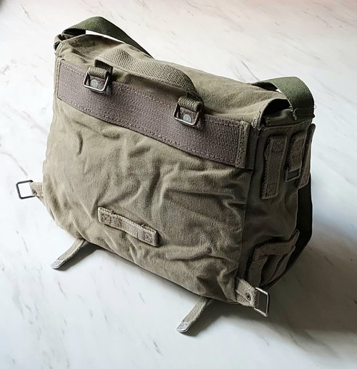 西ドイツ製】肩掛け鞄【骨董品・値下げ可】