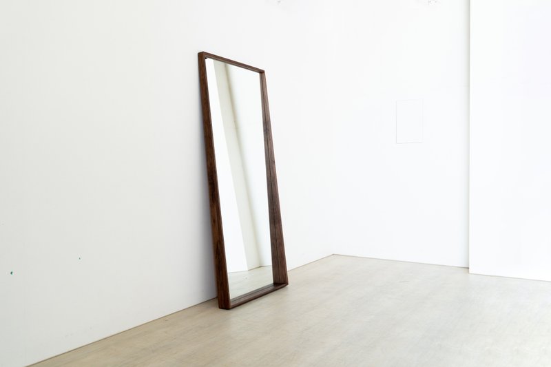MORE Balance Mirror 下寬框全身鏡 - 裝飾/擺設  - 木頭 