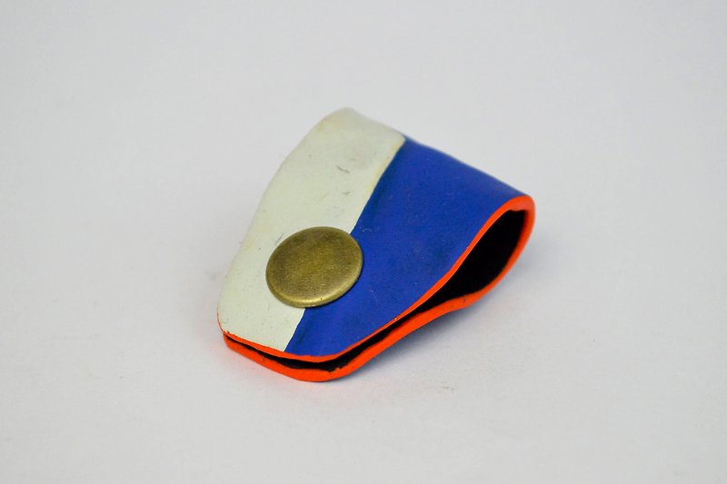 排球x集線器 / 窄版 / mikasa 黃藍白款 編號011 - 捲線器/電線收納 - 橡膠 藍色