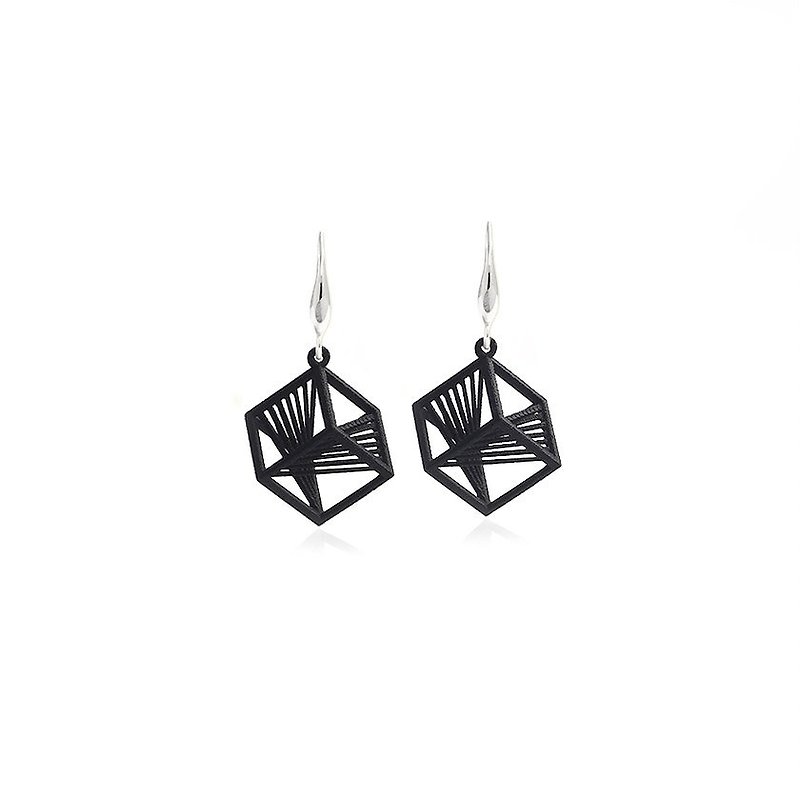 【String Art】3D printing Geometrical Cube Earrings (Silver/Gold) - ต่างหู - โลหะ สีดำ