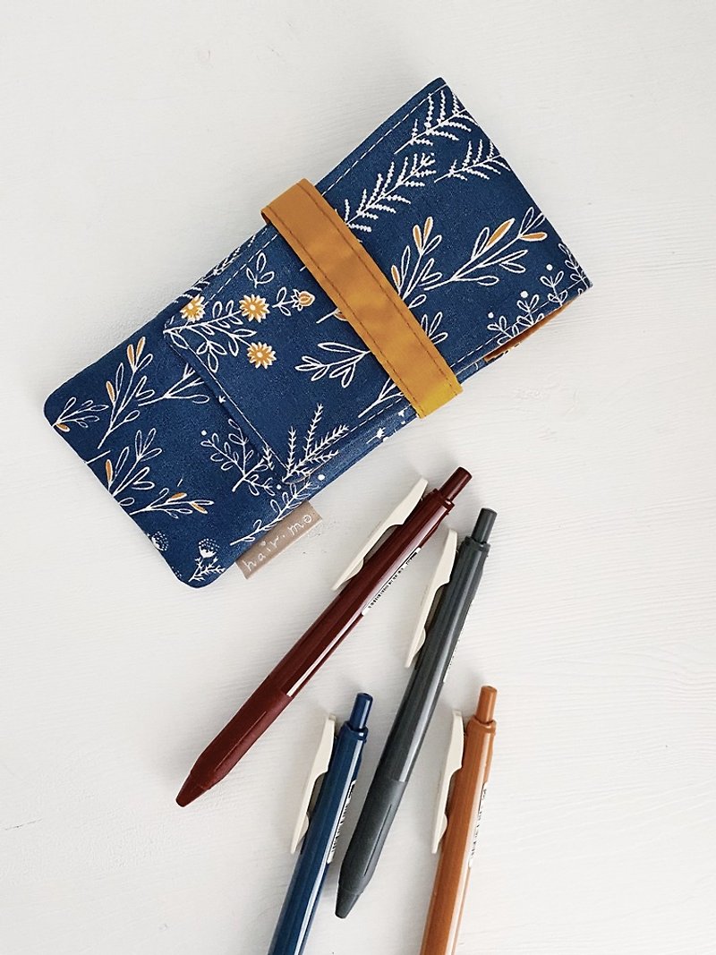 Hairmo Plant Illustrated Book Upright Pen Case/Tableware Bag-Dark Blue - กล่องดินสอ/ถุงดินสอ - ผ้าฝ้าย/ผ้าลินิน สีน้ำเงิน