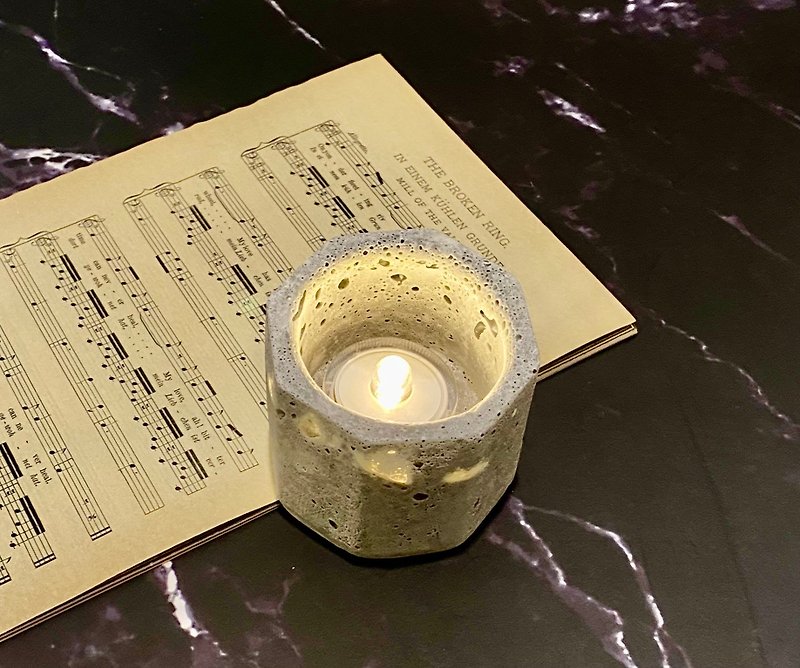 [Mother's Day/Graduation/Birthday Gift_Customized] Handmade Cement Crystal Candle Holder_Purify Magnetic Field_ - เทียน/เชิงเทียน - ปูน 