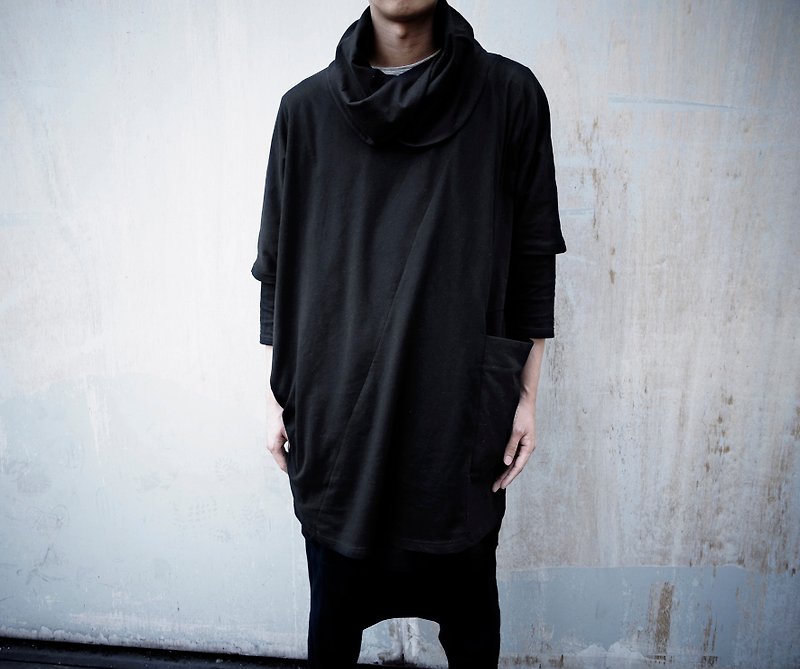 I . A . N Design 黑色版型衣-流浪者 Organic Cotton - 男 T 恤 - 紙 