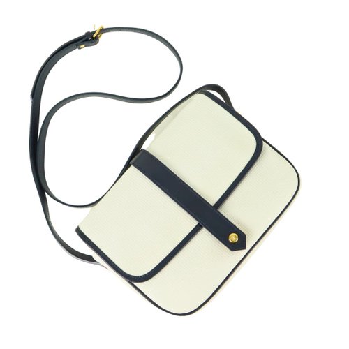 美品 YSL イブサンローラン レザー ゴールドロゴ ショルダー