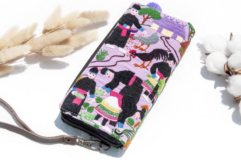 Cotton Wallet/Hand-embroidered Long Folder/Long Wallet/Change Purse/Large Capacity Wallet-Animal Countryside Landscape - กระเป๋าสตางค์ - ผ้าฝ้าย/ผ้าลินิน หลากหลายสี