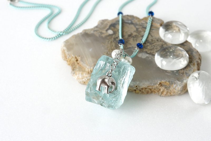Raw Aquamarine Stone Necklace, Ice Blue Crystal with Cute Elephant Charm, Ice Age Inspired Jewelry - Necklaces - Gemstone Blue