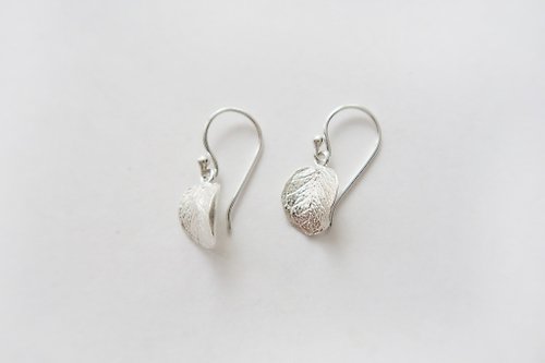 COOL & HOT 獨家 森林系 925純銀 小葉子 耳環 耳夾 一對