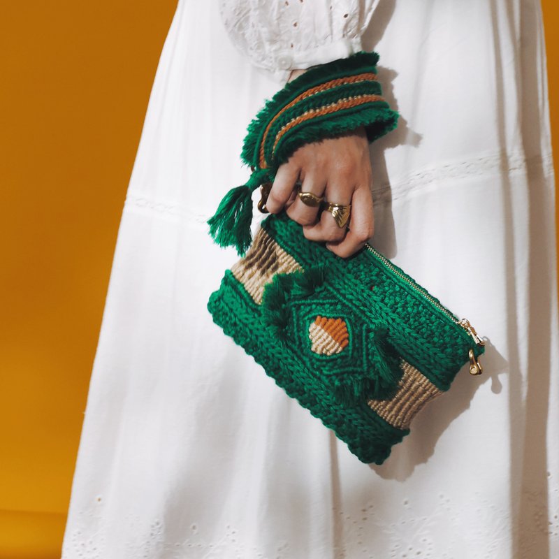 Fantic island Macramé Clutch Bag - กระเป๋าคลัทช์ - ผ้าฝ้าย/ผ้าลินิน สีเขียว