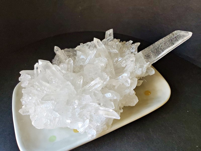 藝術陶瓷底座配特級天然冰種白晶簇 - 其他 - 寶石 白色