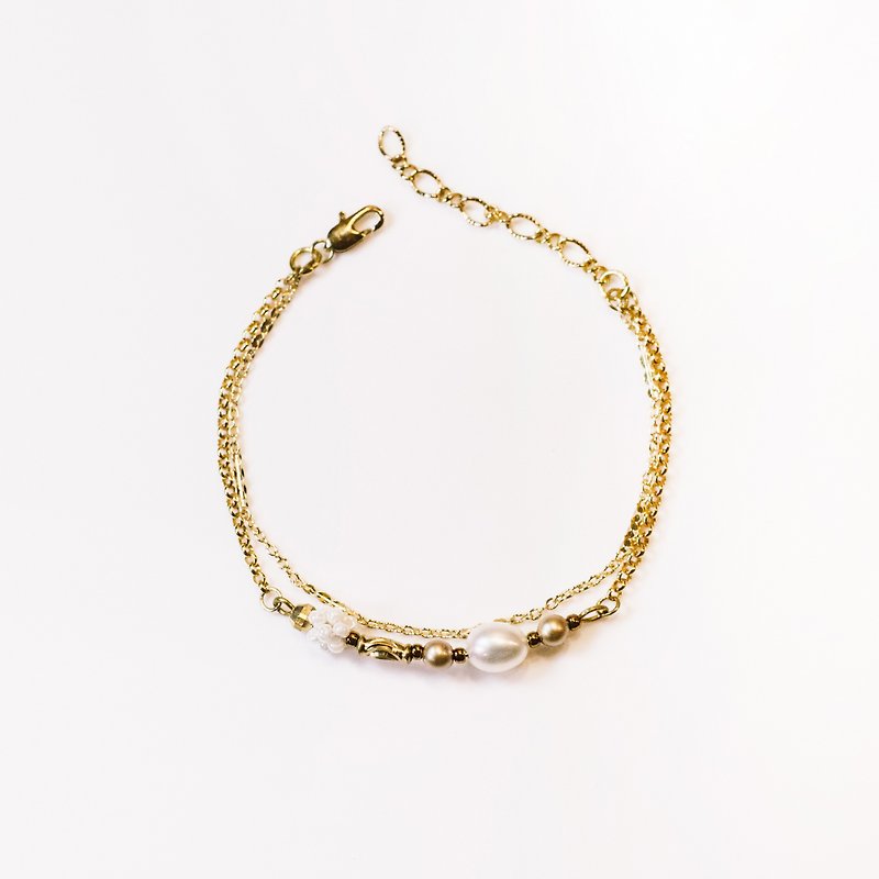 Snowball Treasure beaded pearls bracelet - Bracelets - Gemstone Gold