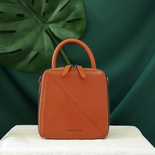 CELINE Italian-made antique bag doctor bag cowhide with Monogram retro  vintage - Shop 1j-studio Handbags & Totes - Pinkoi