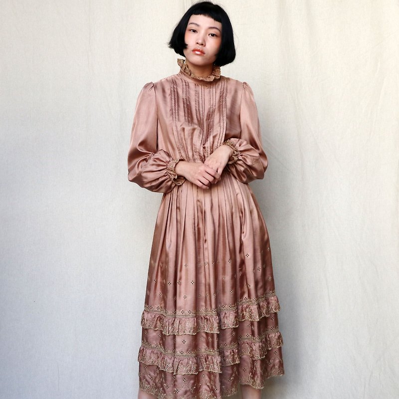 Pumpkin Vintage. Ancient palace style gorgeous pleated high collar carved lace dress - One Piece Dresses - Other Materials 