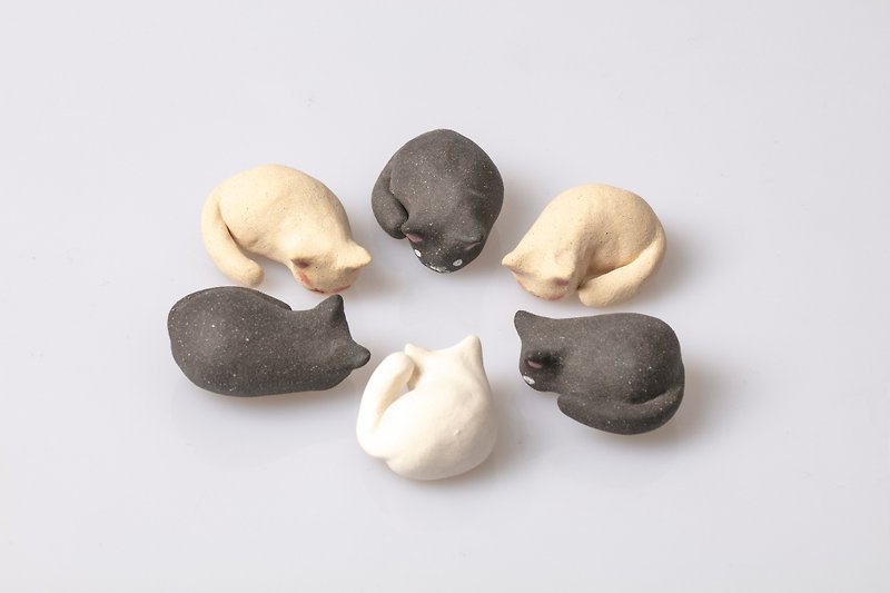 Cat series—roll cat - Items for Display - Pottery Multicolor