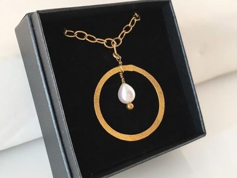 Mermaid tears ◇ Pearl K14GF Pendant with chain - Necklaces - Gemstone Gold
