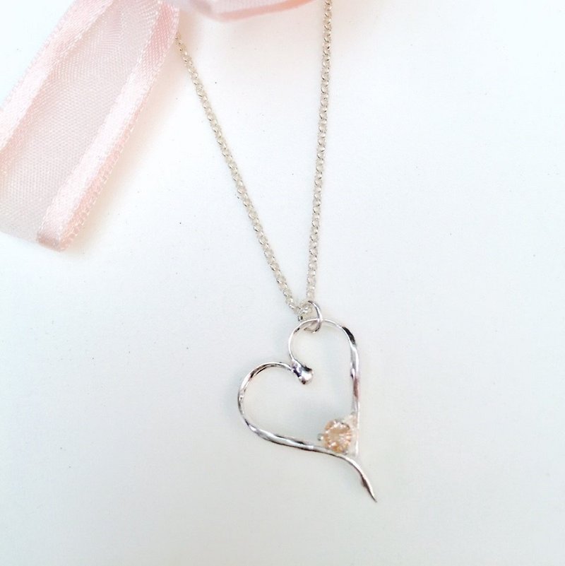 [Gifts on Tanabata] Heart-shaped silver jewelry series / first love song / handmade diamond / necklace - Necklaces - Sterling Silver White