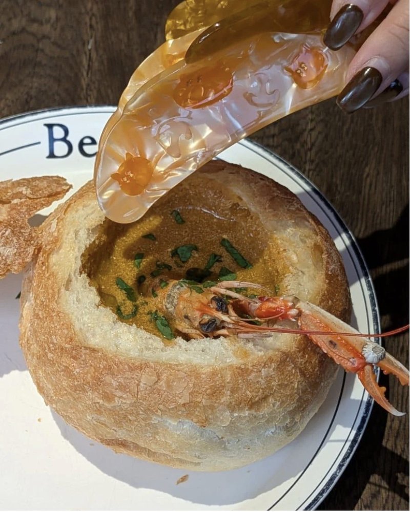 預售 脆皮Meow-zzarella Pizza抓夾 - 髮夾/鯊魚夾 - 塑膠 