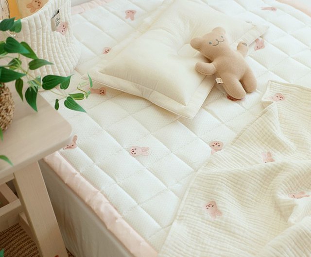 Korea Chezbebe Pink Bunny Embroidered Mesh Breathable Sleeping Mat Size S Shop Chezbebe Tw Bedding Pinkoi