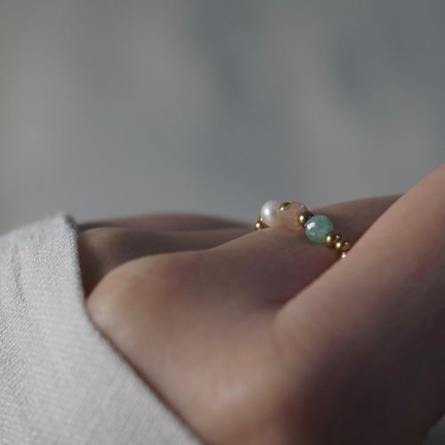MODOMODO accessory design 飾品設計 ll 暖陽 戒指 ll 太陽石 祖母綠 淡水珍珠 天然石珍珠戒指