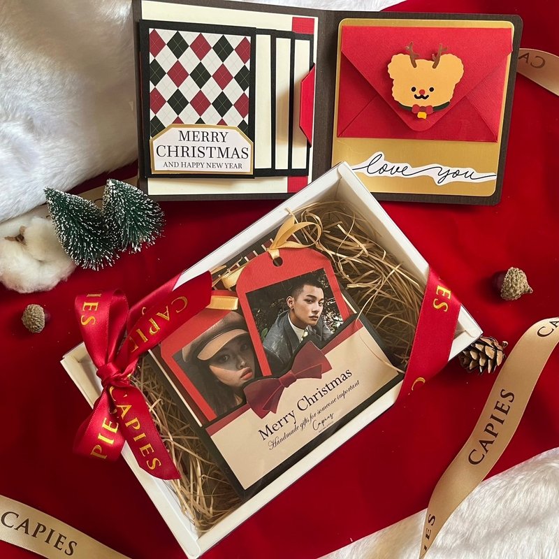 聖誕復古翻翻書冊【聖誕禮物】聖誕禮盒/交換禮物 - 禮物盒/包裝盒 - 紙 紅色