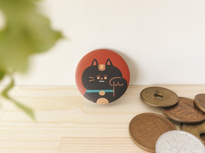 Furry Zoo 胸章 32 mm - 招財黑喵 - 徽章/別針 - 其他金屬 黑色
