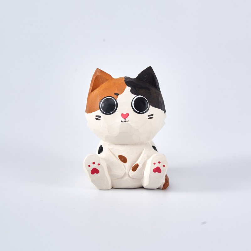 Hana Cat: Carved Wooden Cat with Harmony and Balance - ของวางตกแต่ง - ไม้ สีทอง