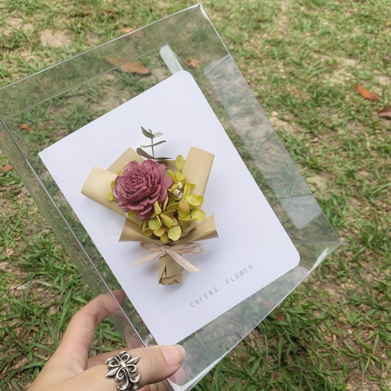 【Handmade Card】Dry Flower Small Bouquet Card Gift Box - Cards & Postcards - Plants & Flowers White