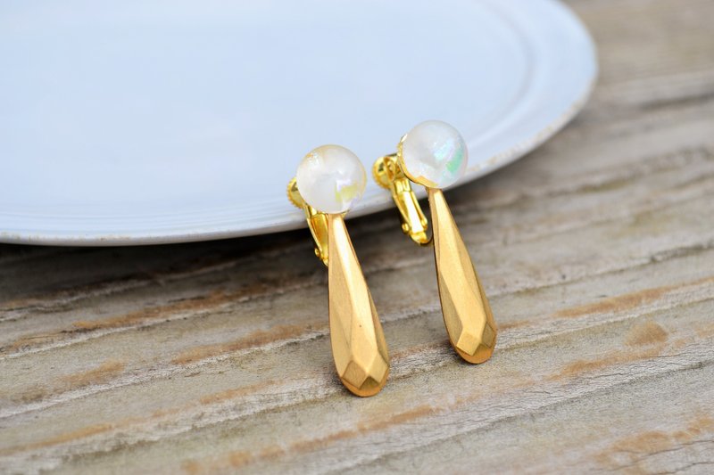 mizore + m (earrings) - Earrings & Clip-ons - Glass White