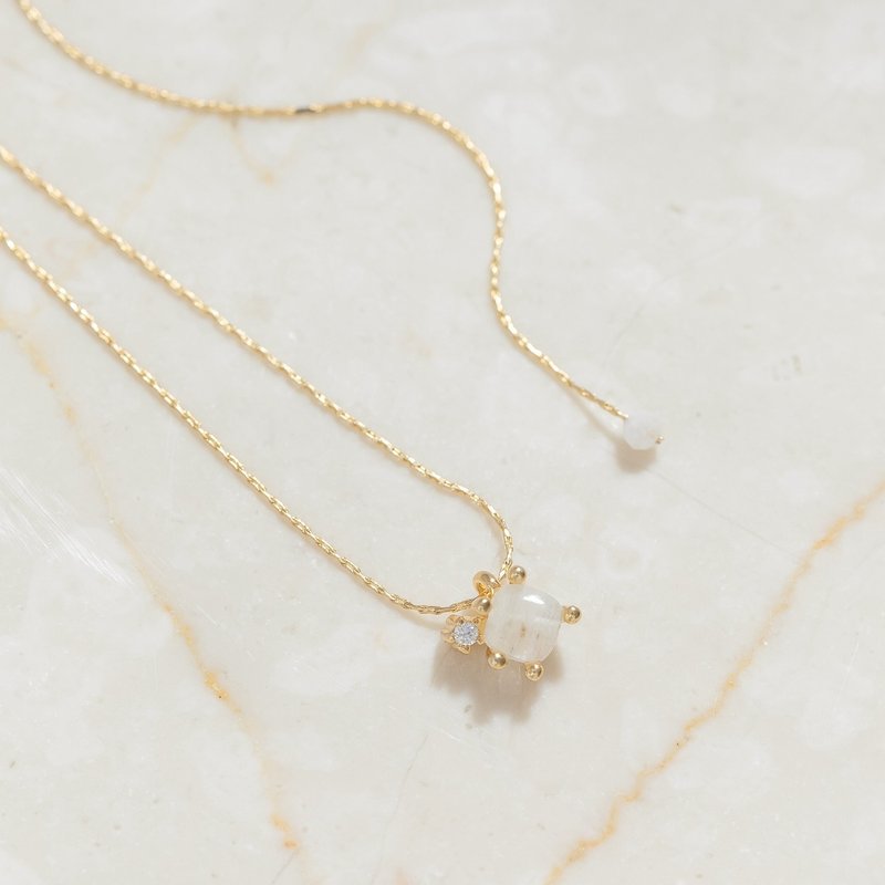 【Where the Heart Wants】Opal White Opal Natural Stone Necklace - สร้อยคอ - สแตนเลส 