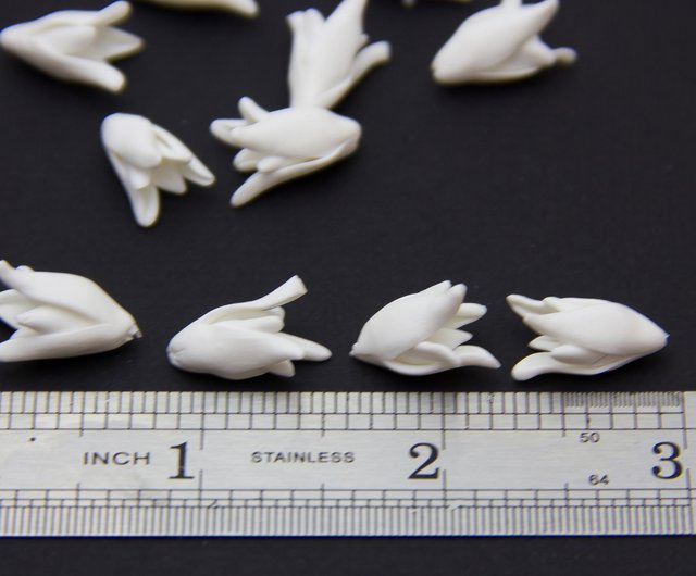 Pearl Lily flowers Beads, Polymer Clay Beads, Lily flowers 2-2.5cm