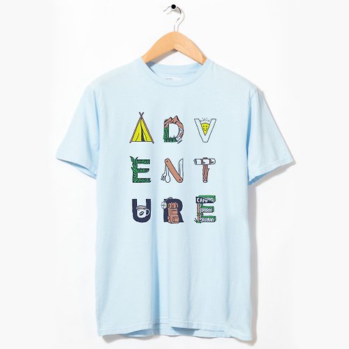 hipster Adventure Typography 中性短袖T恤 水藍色 戶外冒險探險運動露營